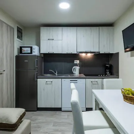 Holiday home Gorgeous Mobile In With Swimming Pool *