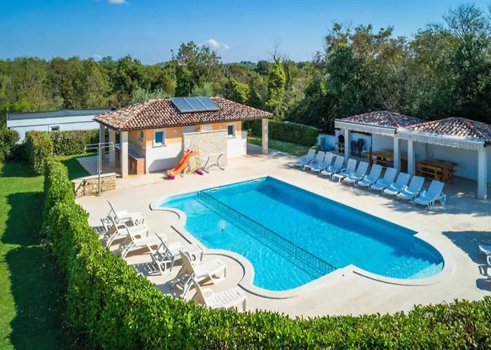 펜션 Mobile Near The 반졸레